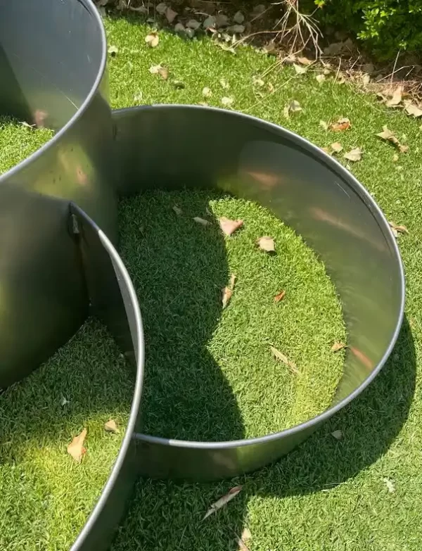 3 tiered planter with welded rings